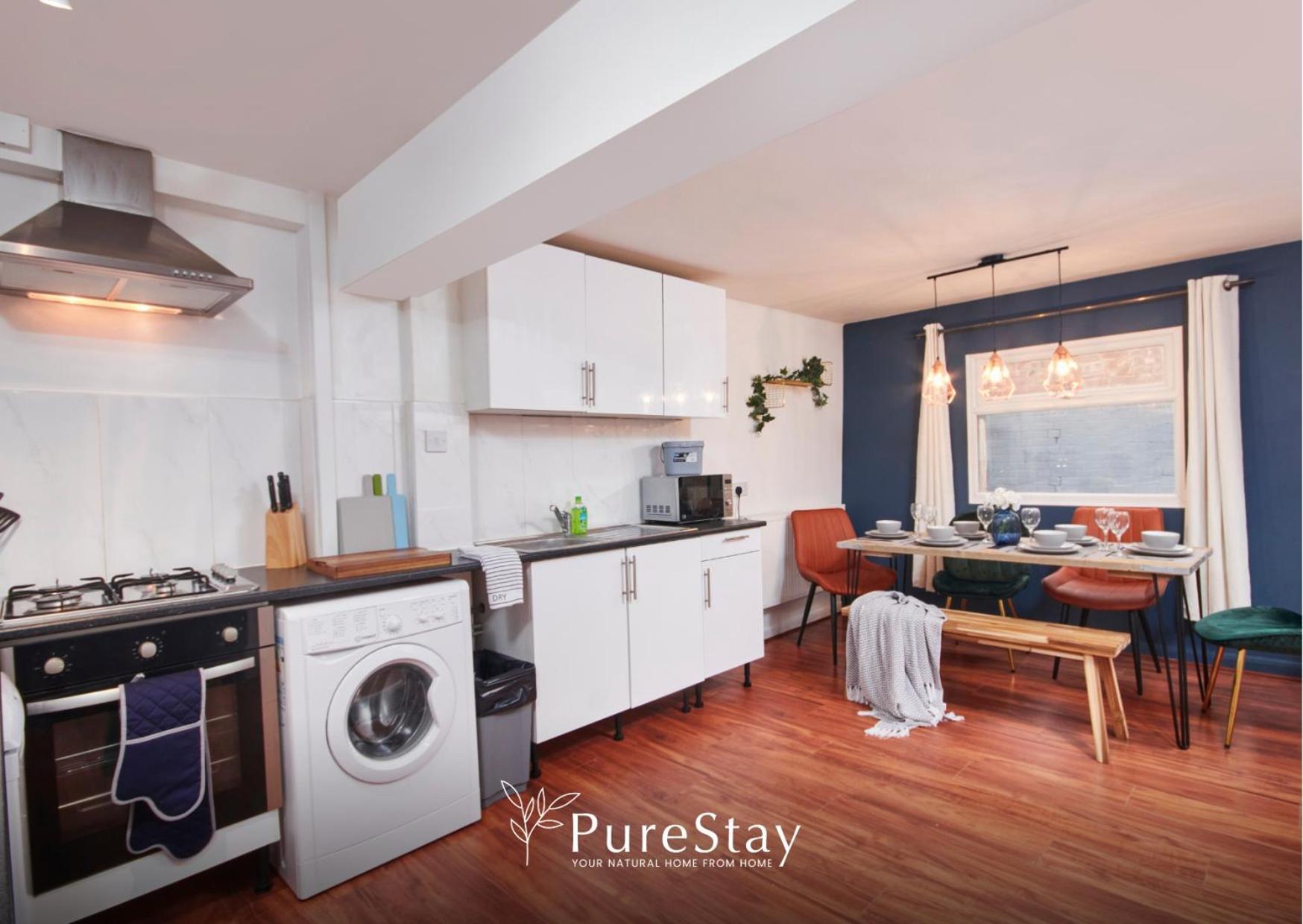 5 Bed House In Leamington Spa Perfect For Contractors With 7 Beds By Purestay - 14 Night Min! Exteriör bild
